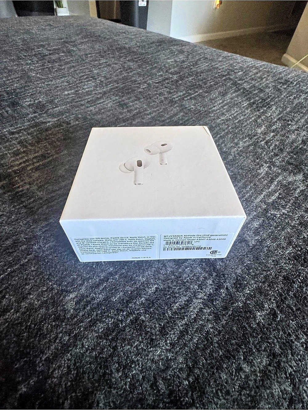 Apple AirPods Pro Wireless Earbud Headphones in White Like New